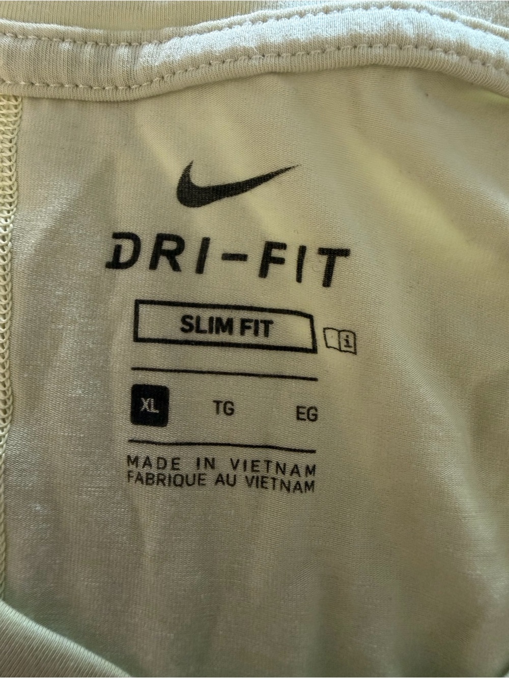 Nike Dri-FIT Slim Fit Top - Pale Green
